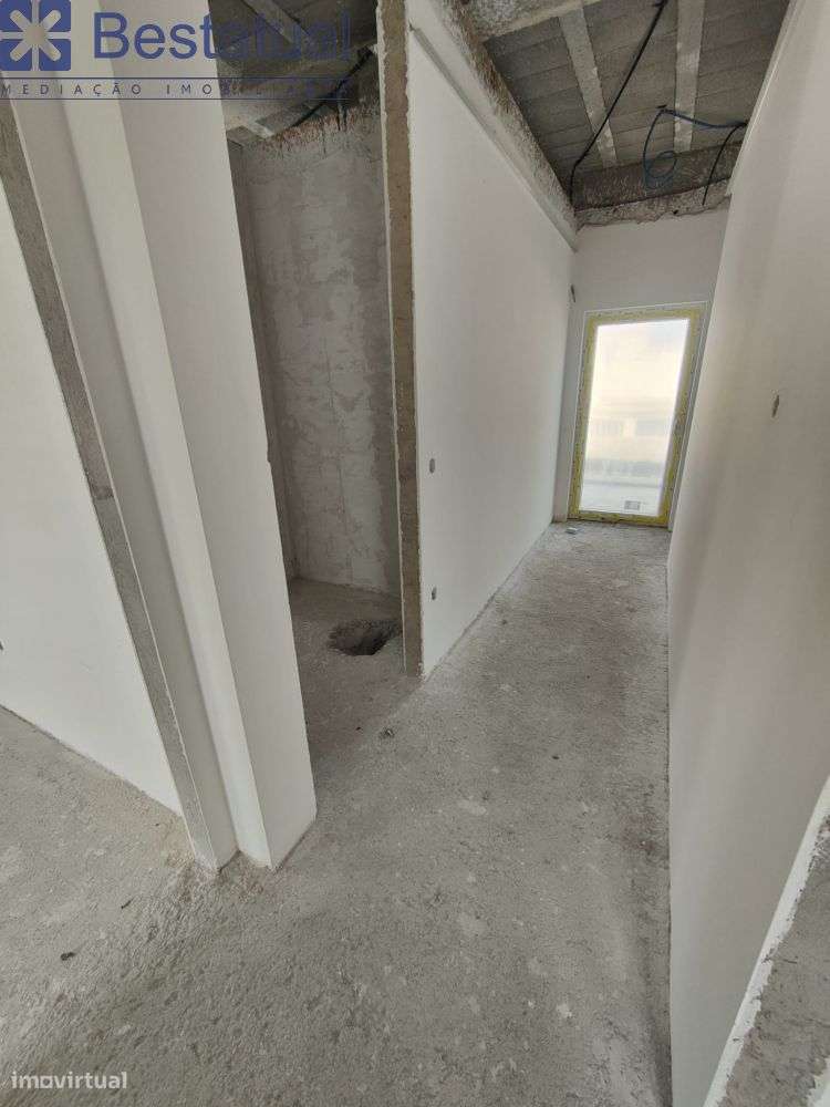 Moradias Bifamiliar - Acab. de Qualidade - Avidos-46