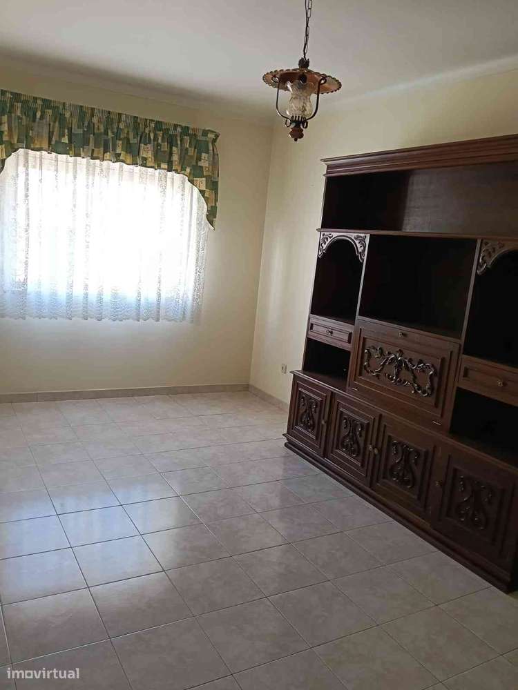 Vende-se T1 em Faro - Grande imagem: 3/9