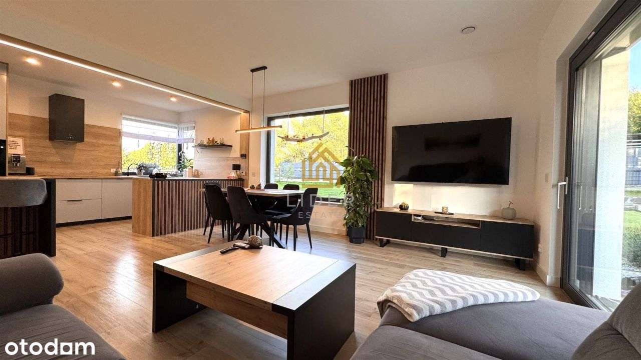 Nowoczesny, energooszczędny dom wolnostojący-0