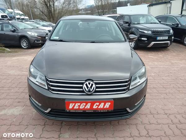 Volkswagen Passat 1.4 TSI Trendline - 2