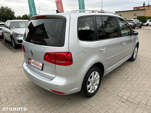 Volkswagen Touran - 3