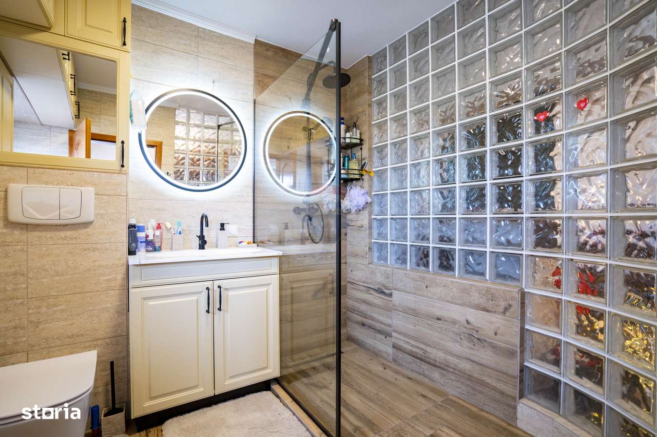 De vânzare apartament cu 3 camere și terasă, Bulevardul Dacia-7