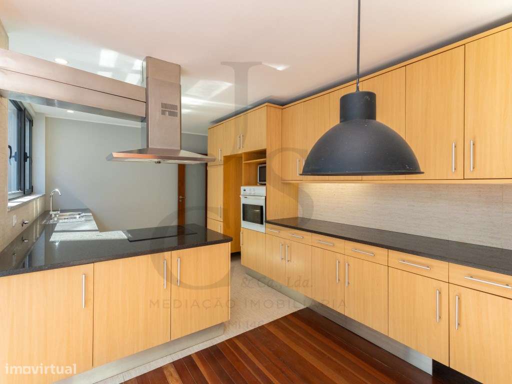 Moradia T4+T2 R/C Independente Gondomar - Possibilidade Permuta-28