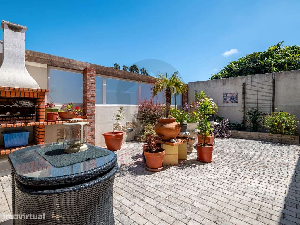 Moradia Tradicional com Piscina e Jardim Privativo - Nadadouro-26