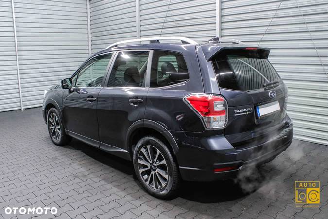 Subaru Forester 2.0 XT Platinum Lineartronic - 4