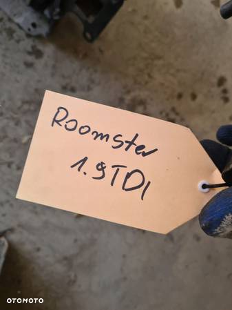 Pas przedni wzmocnienie komplet Skoda Roomster 1.9 TDI - 3