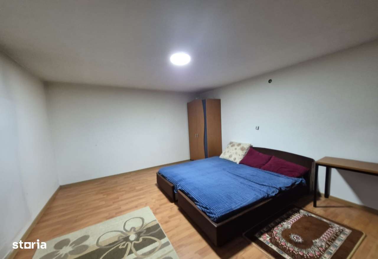 Casa Loc. Sântana,25km de Arad, gradină 1933 mp front stradal dublu-8