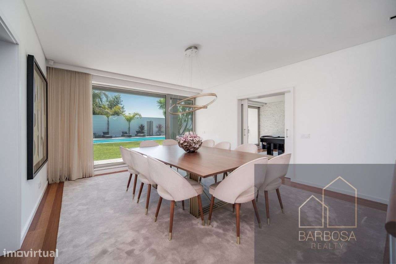 V5 Maia - 4 suites - 4 frentes - Luxo, privacidade e tranquilidade!-10