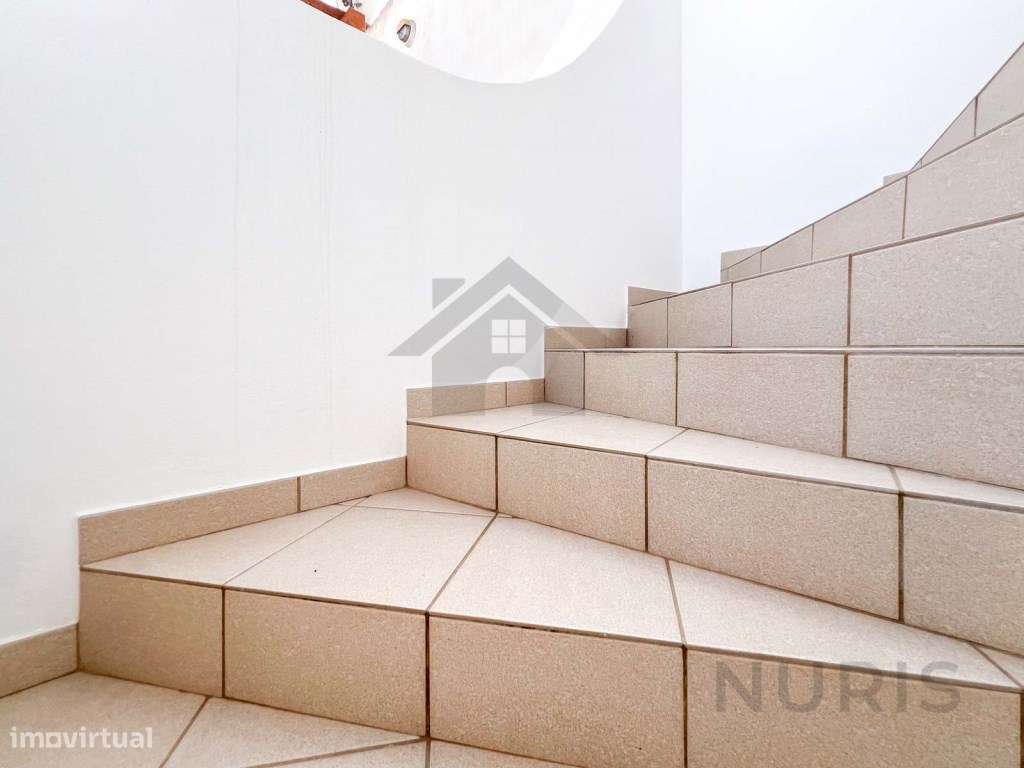 Moradia T3 com piscina para venda em Lagos-41