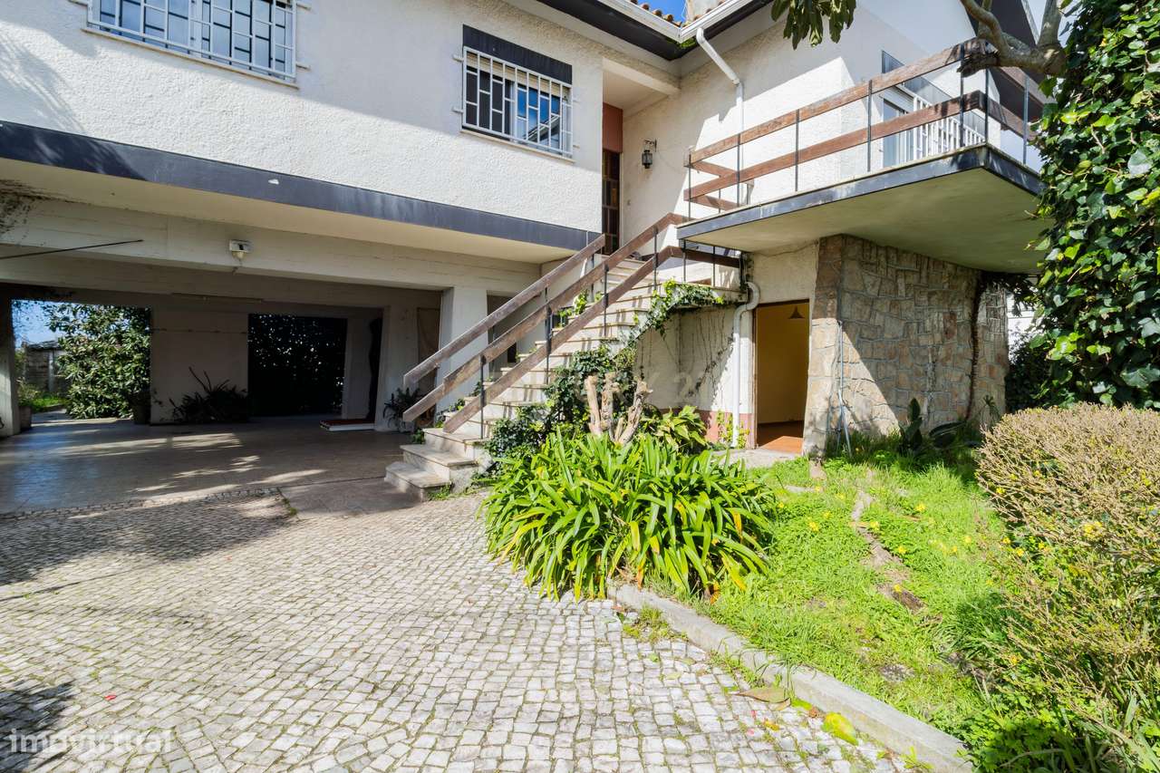 Oportunidade Moradia T3 T2 Com Potencial De Rentabilizacao