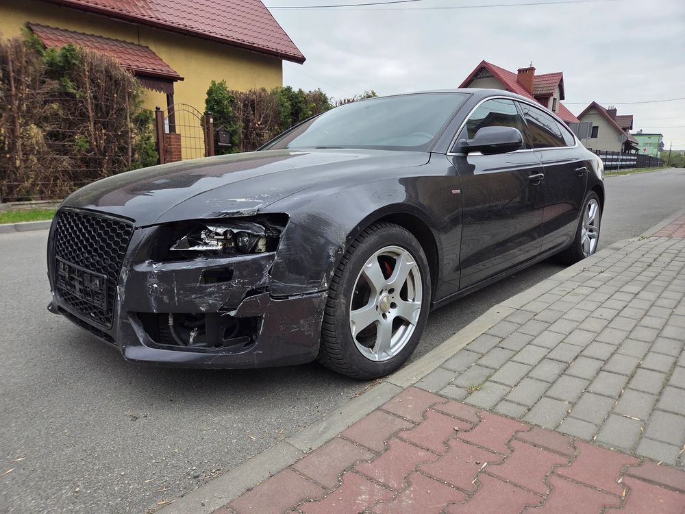 Audi A5 8T 3.0 TDI quattro DPF S tronic 2011