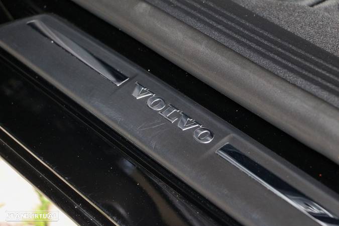 Volvo V40 2.0 D2 Momentum Geartronic - 29
