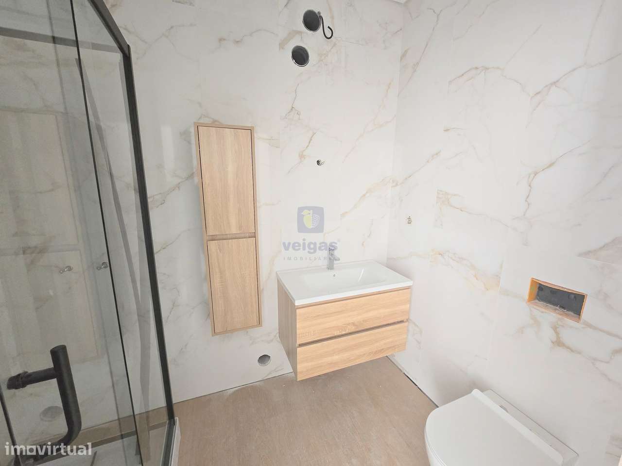 Apartamento T0 Duplex com varandas no empreendimento ANJOS 49-5