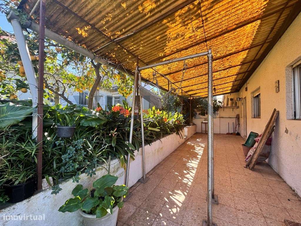 Moradia T3 Geminada na Trofa, Porto-15