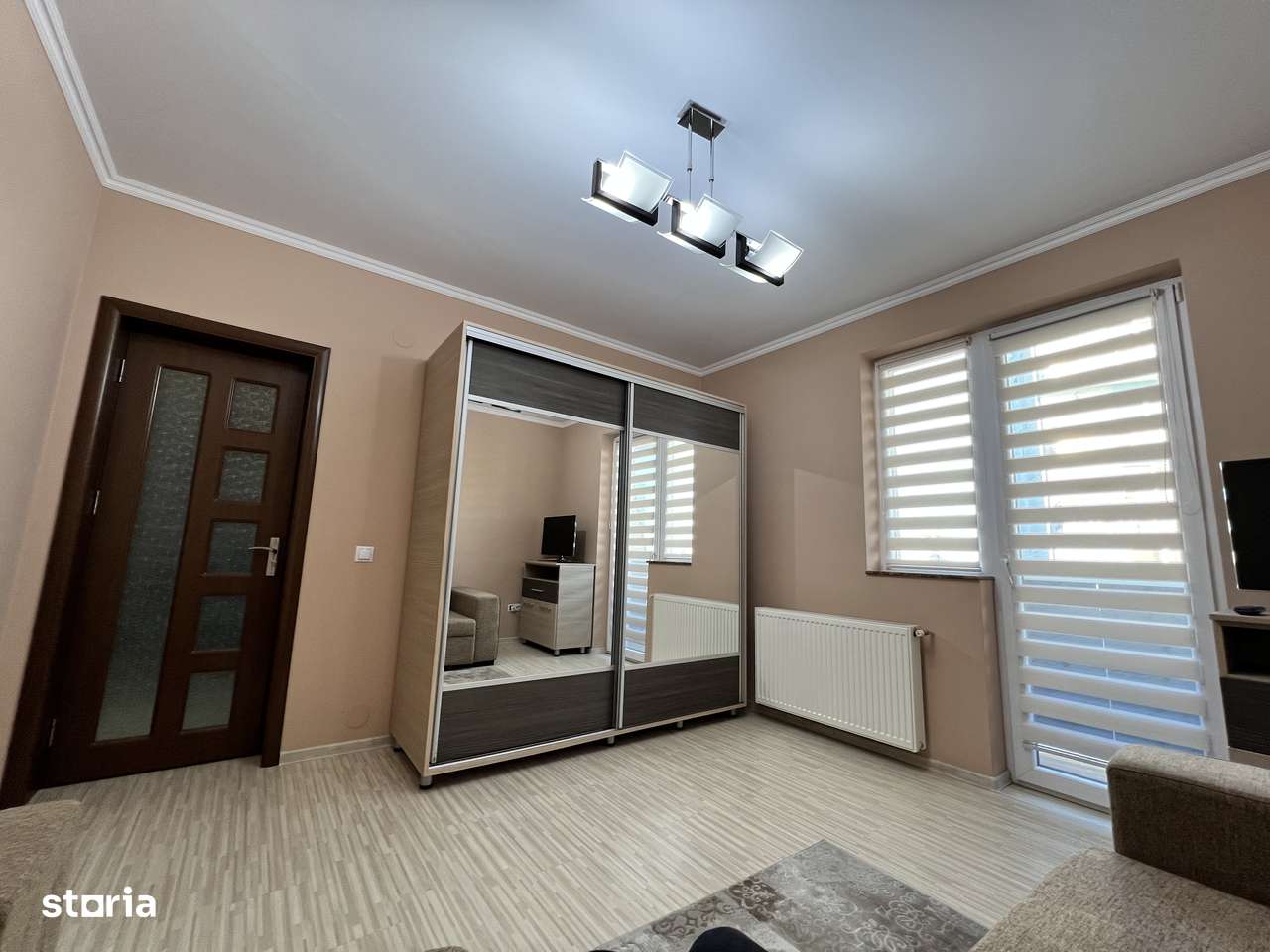 Garsoniera decomandata,recent renovata, zona Turnisor - Imagine principală: 3/11