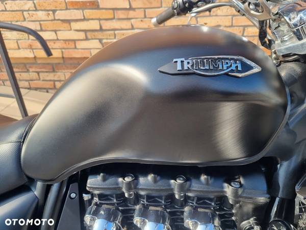 Triumph Rocket - 5