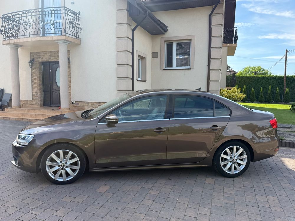 Volkswagen Jetta A6 (2010-2018) 1.6 TDI DSG Highline 2010