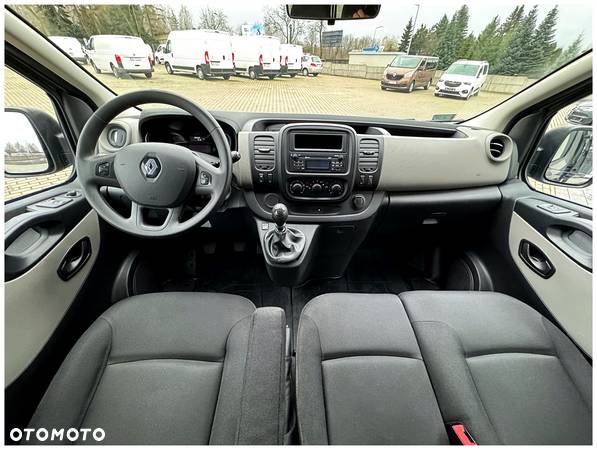 Renault Trafic - 17