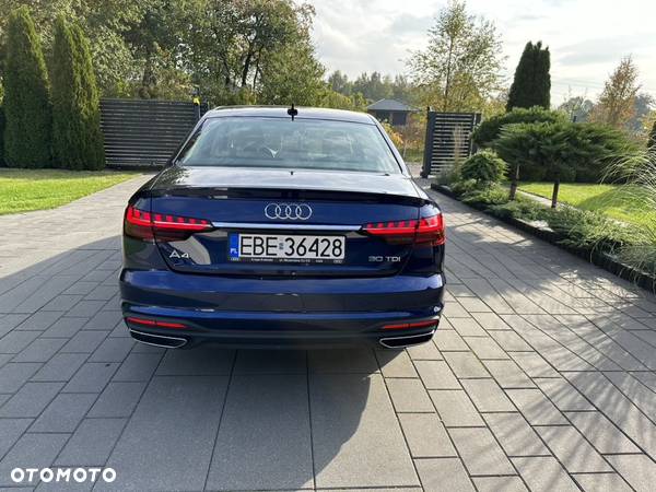 Audi A4 - 8