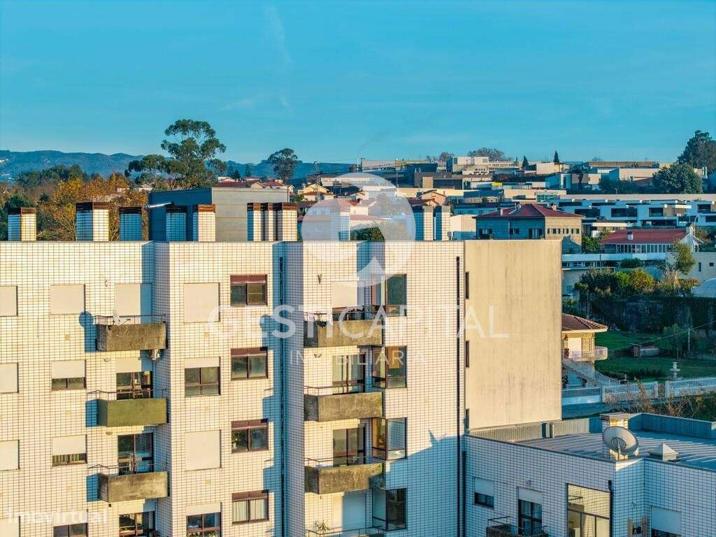 Apartamento T3 com lugar de garagem em Tuías, Marco de Canaveses-26