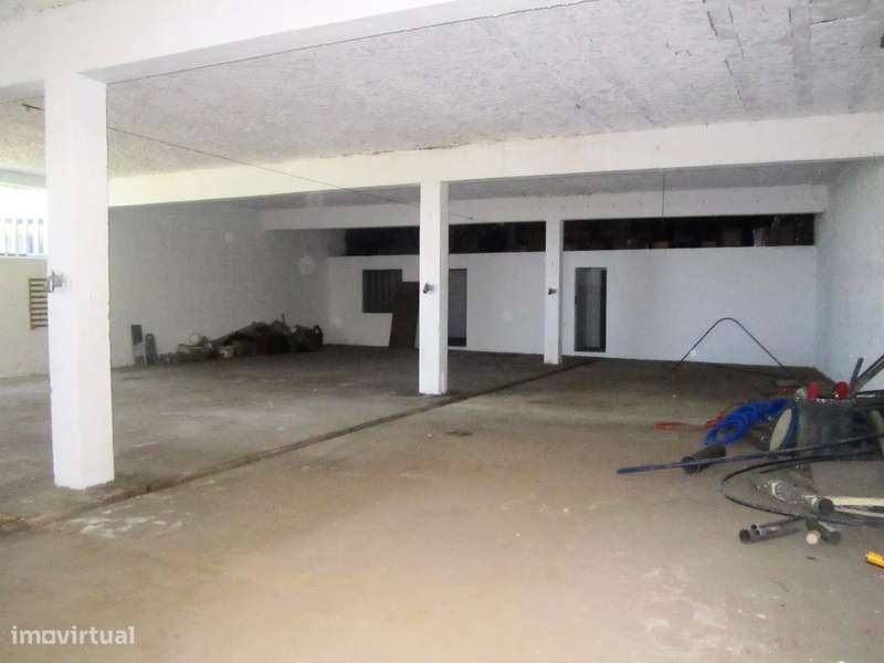 Arrendar Pavilhões na Vila de Cucujães, Oliveira de Azeméis - Grande imagem: 5/16