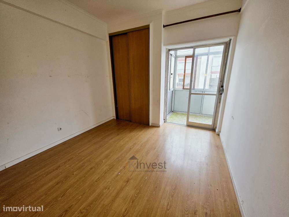 Apartamento T2, Flamenga, Santo António dos Cavaleiros , Loures-10