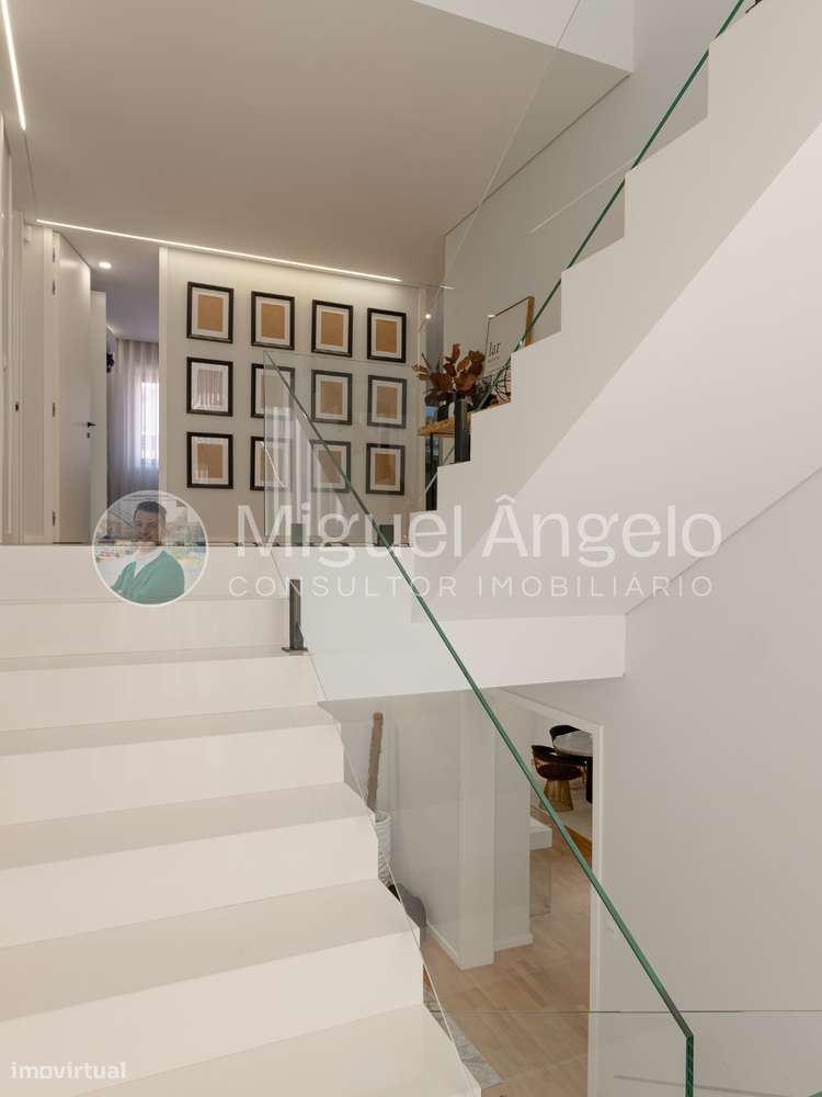 Moradia de luxo c/ piscina - pronta a habitar em Gondomar - 4 frentes-19