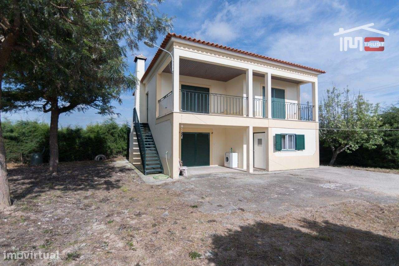 EXCELENTE MORADIA T5 COM 2 PISOS EM CANEIRAS SANTAREM - Grande imagem: 3/27