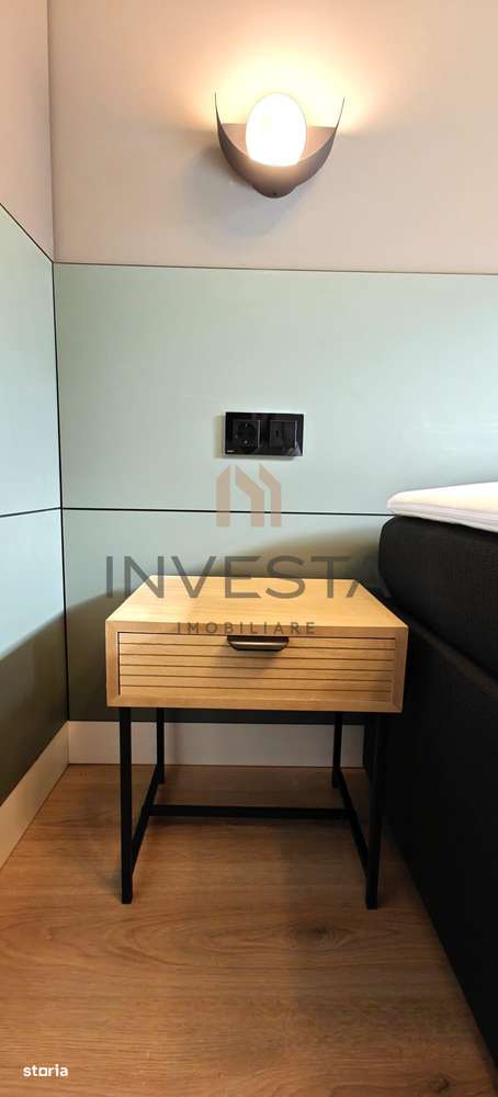 Locuință deosebită în Centru – apartament la casă, curte proprie! - Imagine principală: 5/12