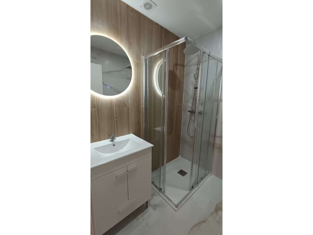 Apartamento T2 Totalmente Renovado | Centro de Queluz-5