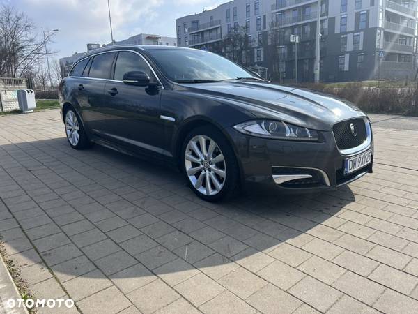 Jaguar XF 2.2 Diesel Sportbrake - 6