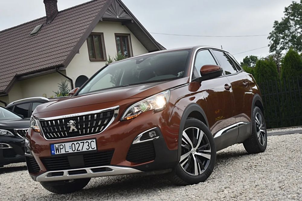 Peugeot 3008 II (2016-2024) BlueHDi 120 EAT6 Stop & Start Allure 2017