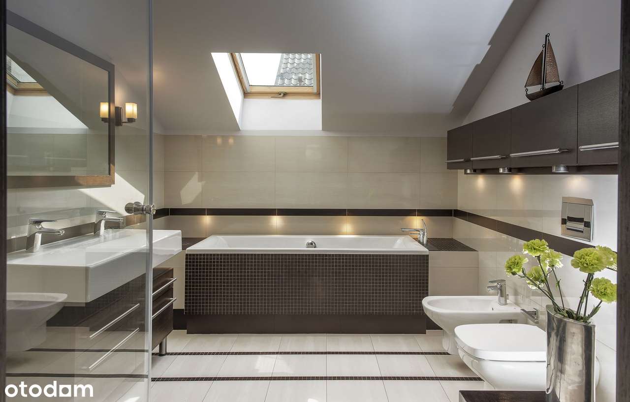 Wyjątkowe i przestronne mieszkanie 161 m2, komfort ,cisza i zieleń.-2