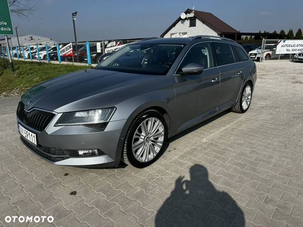 Skoda Superb Combi 2.0 TDI DSG Ambition - 5