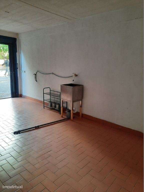 Garagem comercial, para arrendamento, Cascais - Cascais e Estoril - Grande imagem: 3/6