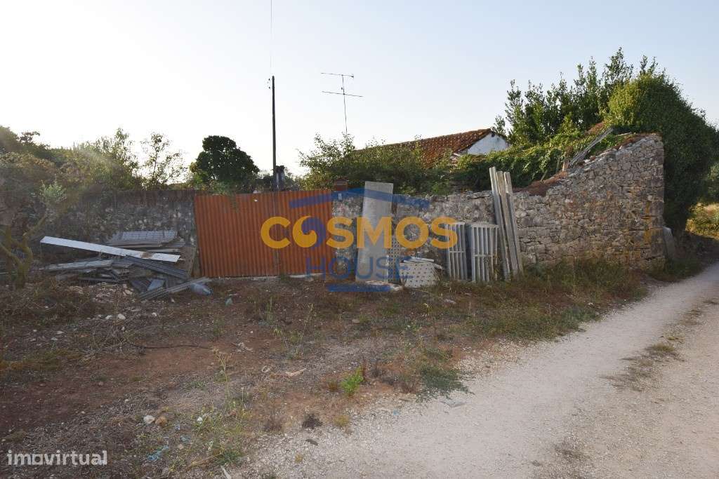 Moradia T2 c/ 6546 m2 terreno - Serra Candeeiros-5