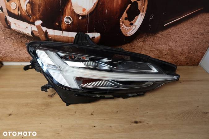 VOLVO S60/V60 FULL LED PRAWA USZKODZONA LAMPA LAMPY - 1