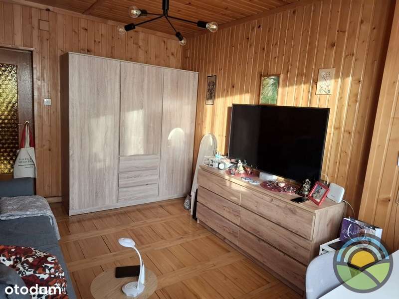 Dom dwurodzinny ( 2 odrębne mieszkania ) na działce 330 m2-14