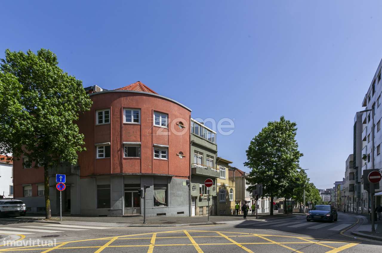 Apartamento T3 Metro Faria Guimarâes - Grande imagem: 2/24