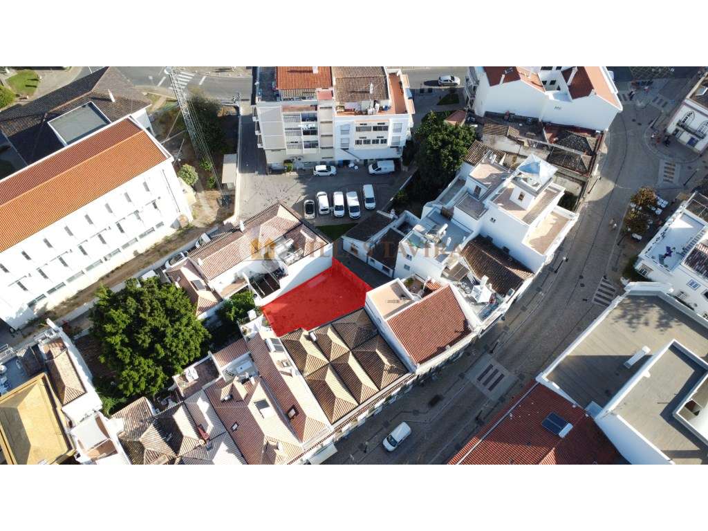 Lote de Terreno no Centro Histórico de Tavira: Oportunidade Única p... - Grande imagem: 3/17