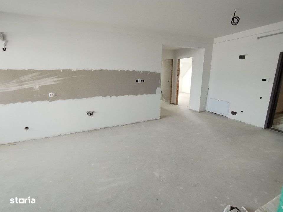 Apartament unic de vanzare, 4 camere, terasa acoperita, Zona Cetatii - Imagine principală: 2/6