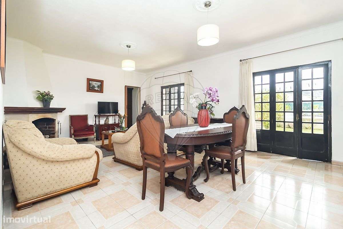 Moradia T5 + Moradia T2 | Terreno 3.717 m² | Azeitão - Grande imagem: 5/48