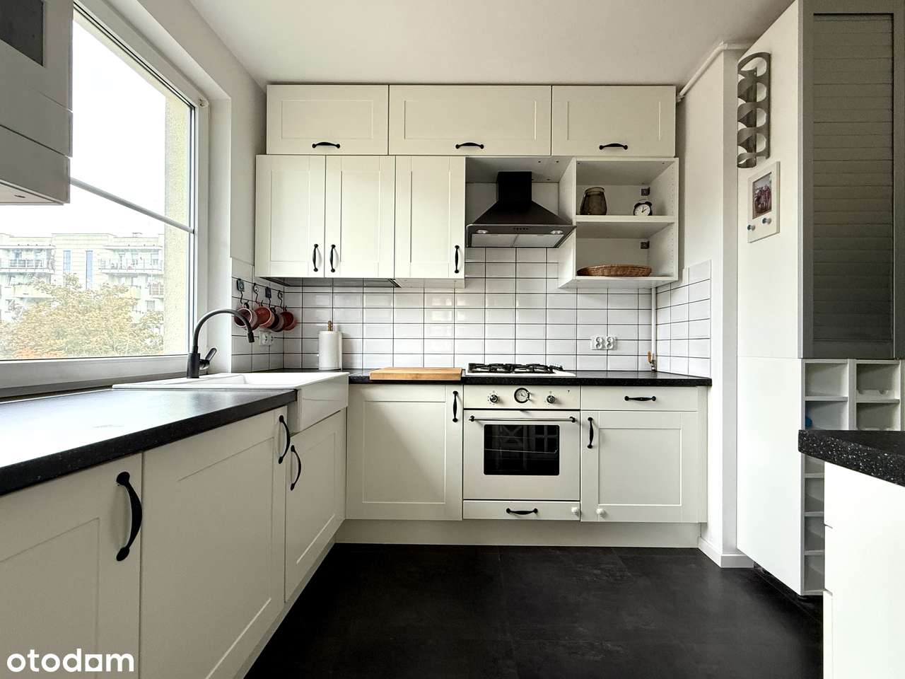 Komfortowe 2 pokoje w bloku z windą, zamknięta kuchnia + garaż - Pełny obrazek: 4/14