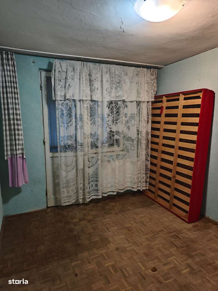 Apartament 3 camere de vânzare, scoala 29-4