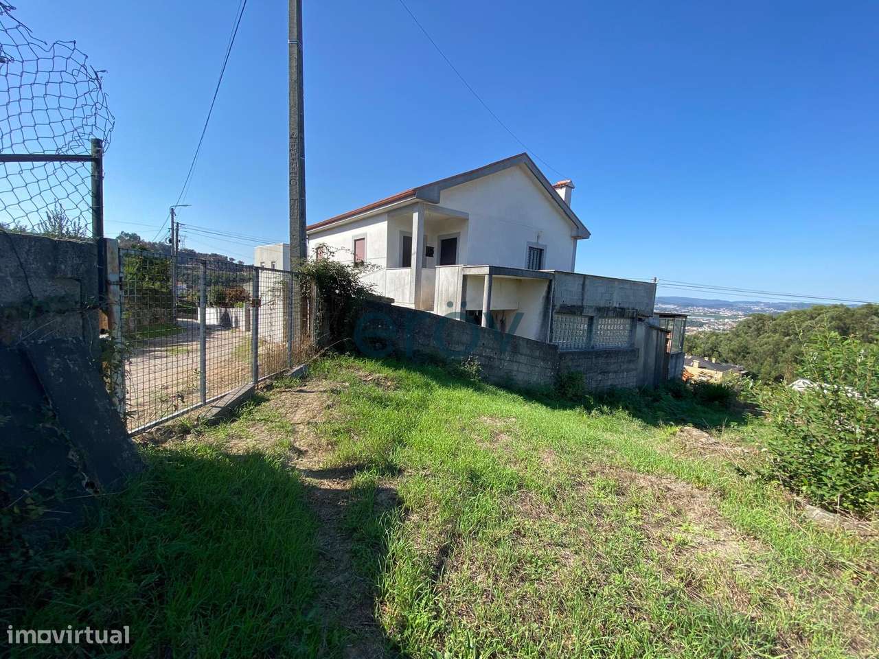 Lote de Terreno com 600 m² em Roriz – Santo Tirso-5