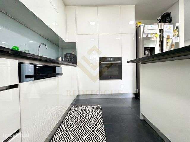 Apartamento T3 Renovado em Mozelos-12