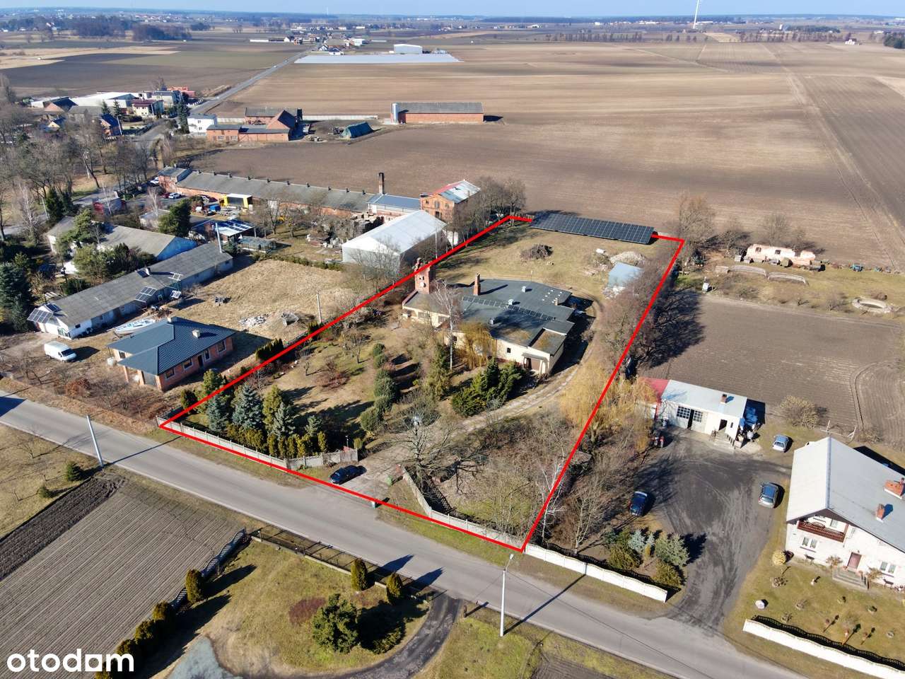 Budynek mieszkalno-biurowo-produkcyjny, Kurów, gm. Nowe Skalmierzyce-0