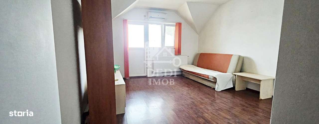 Apartament cu 2 camere de vanzare zona Rogerius, Oradea-1