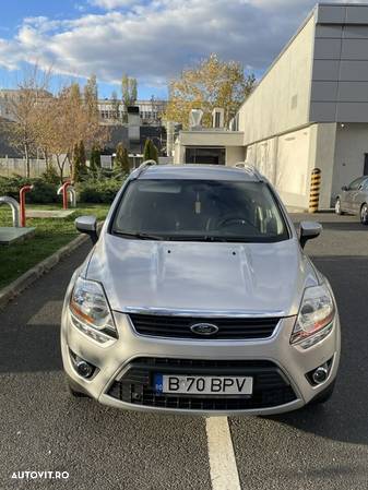 Ford Kuga - 1