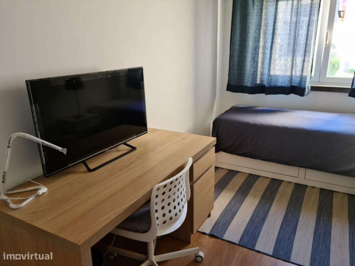 Quarto - localizado em Oeiras Lisbon - Grande imagem: 4/10